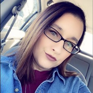 Meet your Posher, Tina